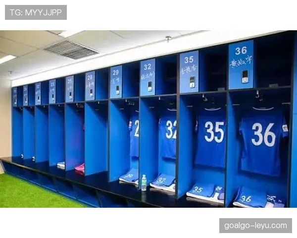 塞维利亚更衣室氛围回暖,球队状态回升新赛季备受期待 塞维利亚更衣室氛围回暖,球队状态回升新赛季备受期待